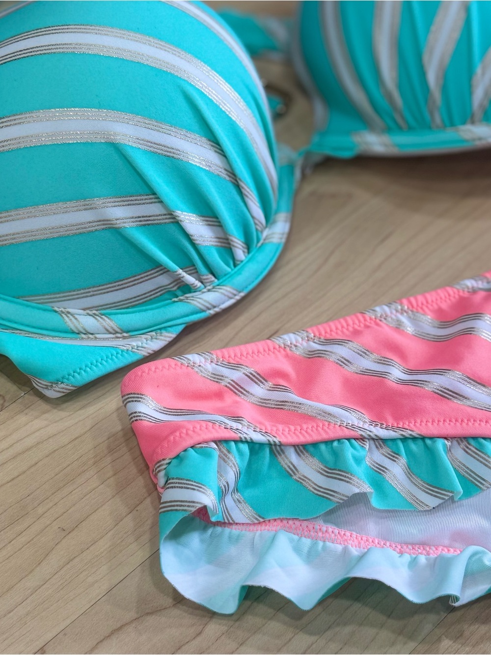 🩷 Victorias Secret 🩷 Bombshell (Add 2 Cup Sizes!) Push-Up Bikini - Medium 34C - Picture 2 of 11